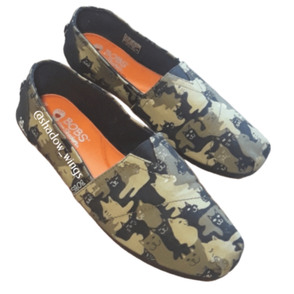 Skechers Bobs Plush Cat-Mouflage Shoes / Sz 9 Bobs Green Cat Camo Slip On Flats - Picture 2 of 12